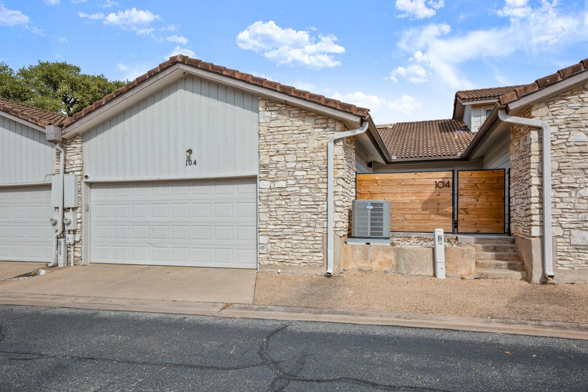 2217 Onion Creek Pkwy # 104, Austin, TX 78747