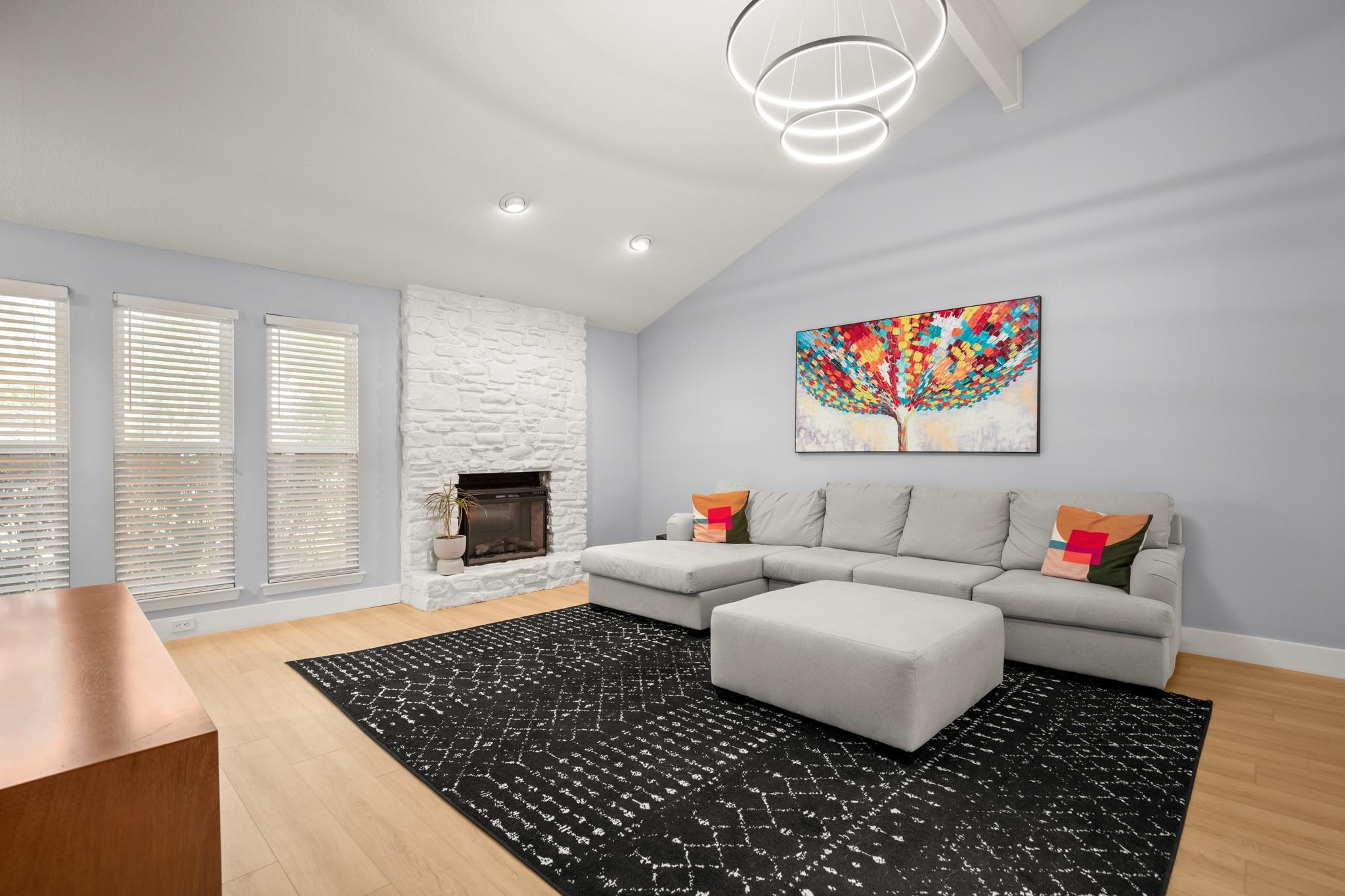 2217 Onion Creek Pkwy # 104, Austin, TX 78747