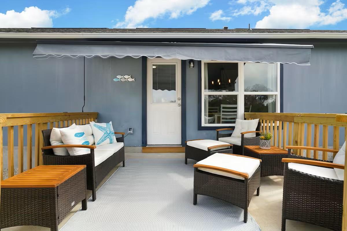 156 Deer Run Pass, Canyon Lake, TX 78133