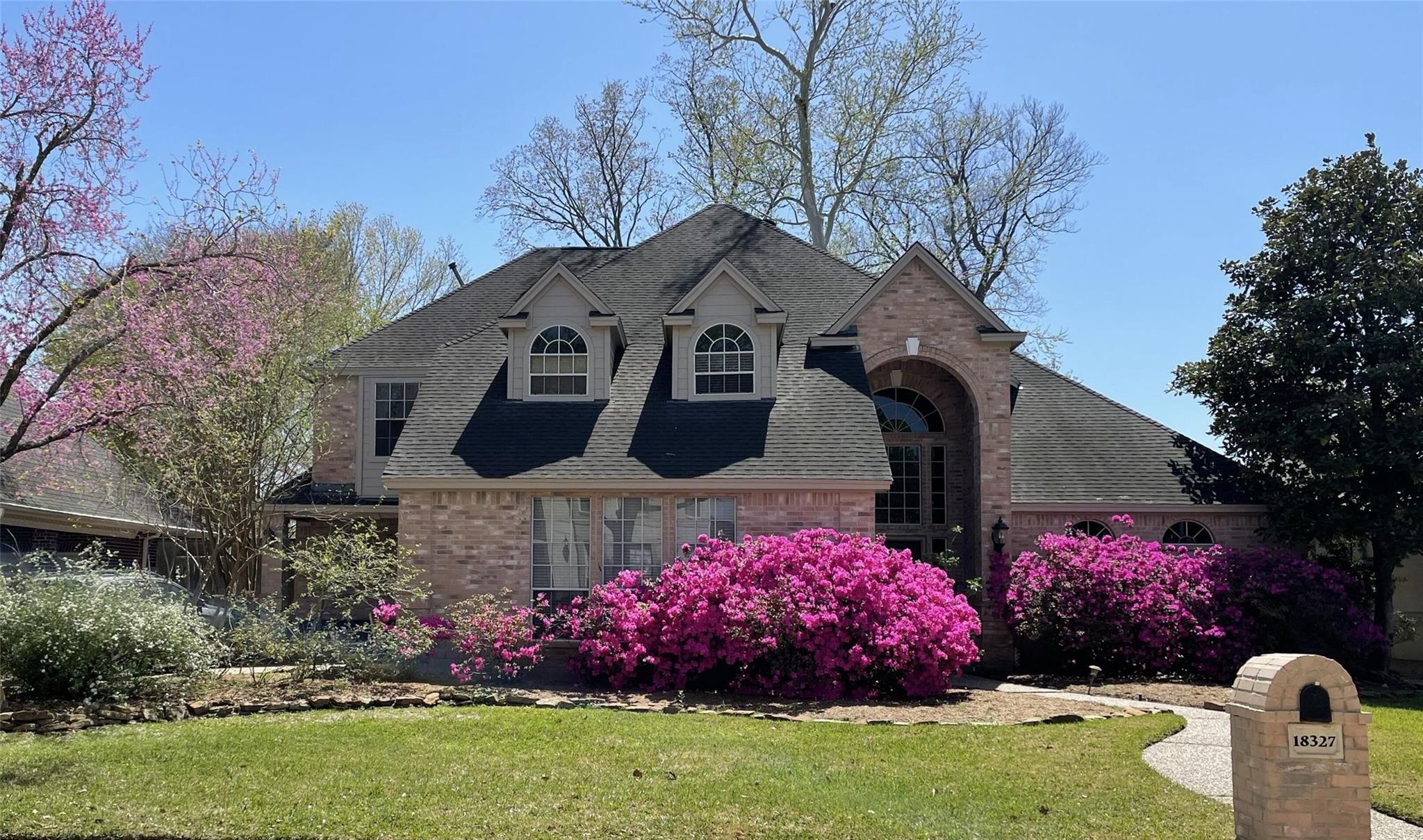 18327 Langsbury Dr, Houston, TX 77084