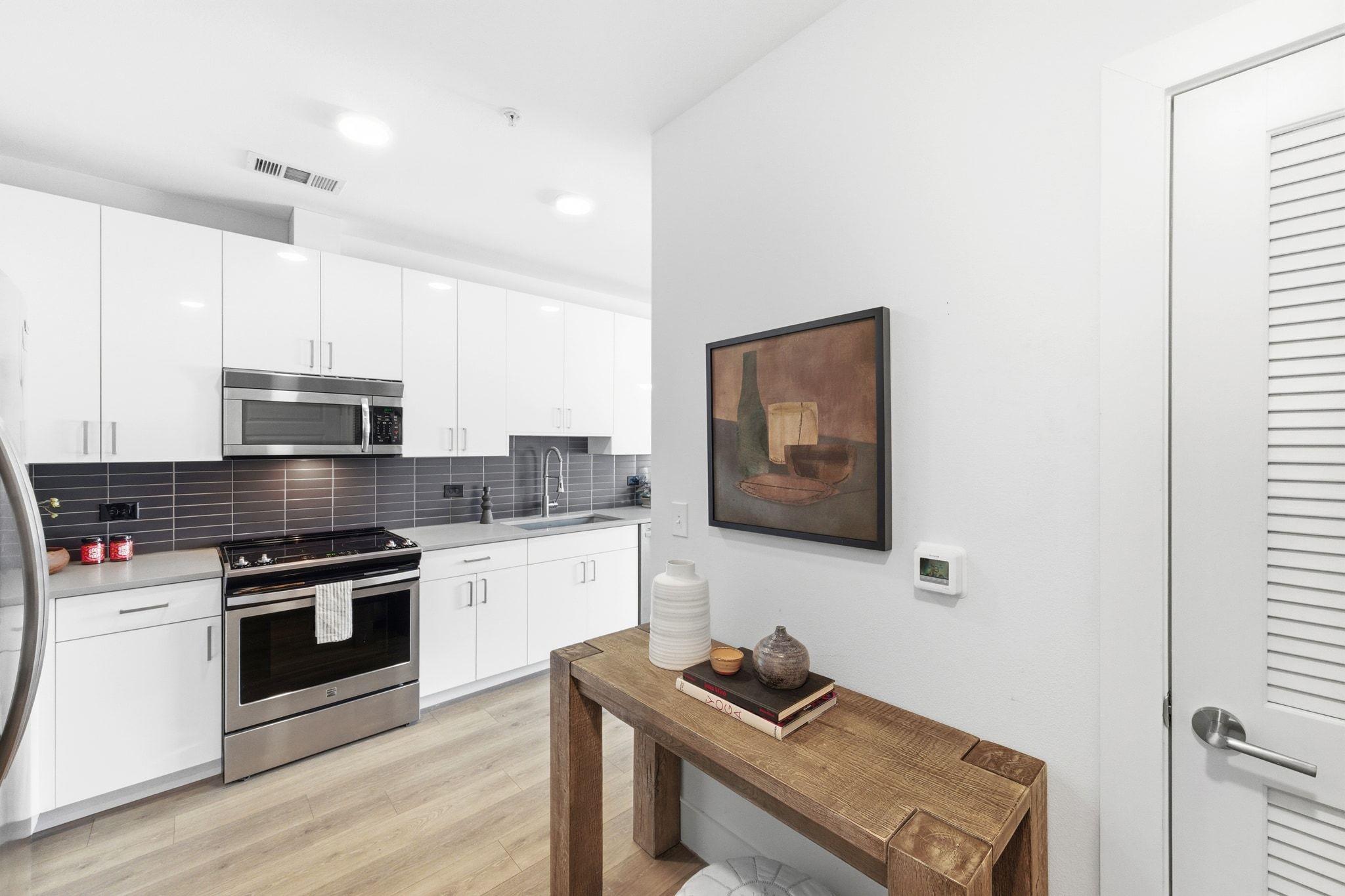 2213 Poquito St # 315, Austin, TX 78722