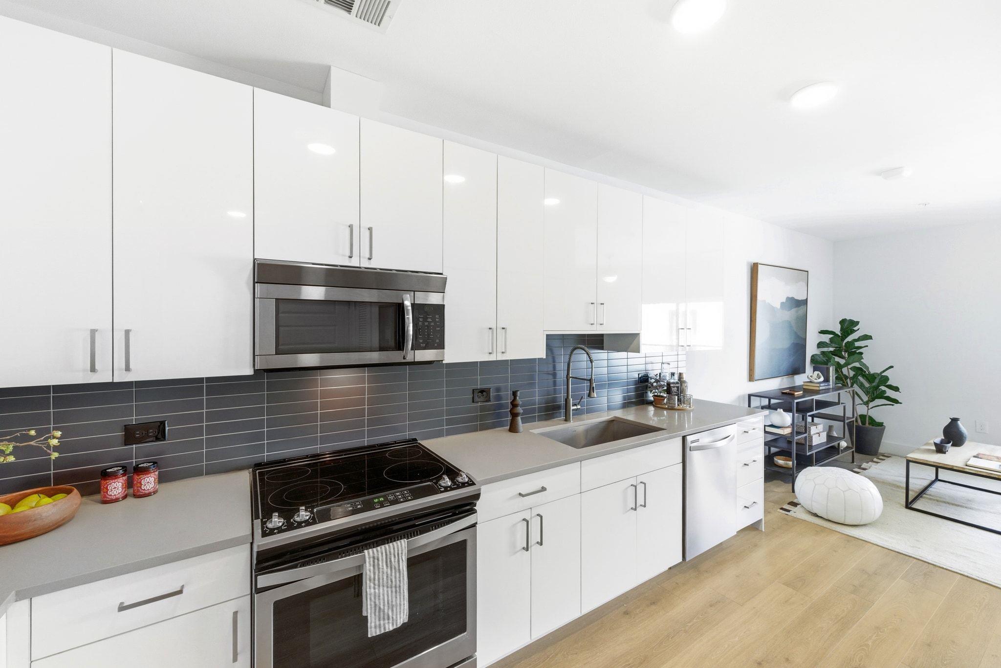 2213 Poquito St # 315, Austin, TX 78722