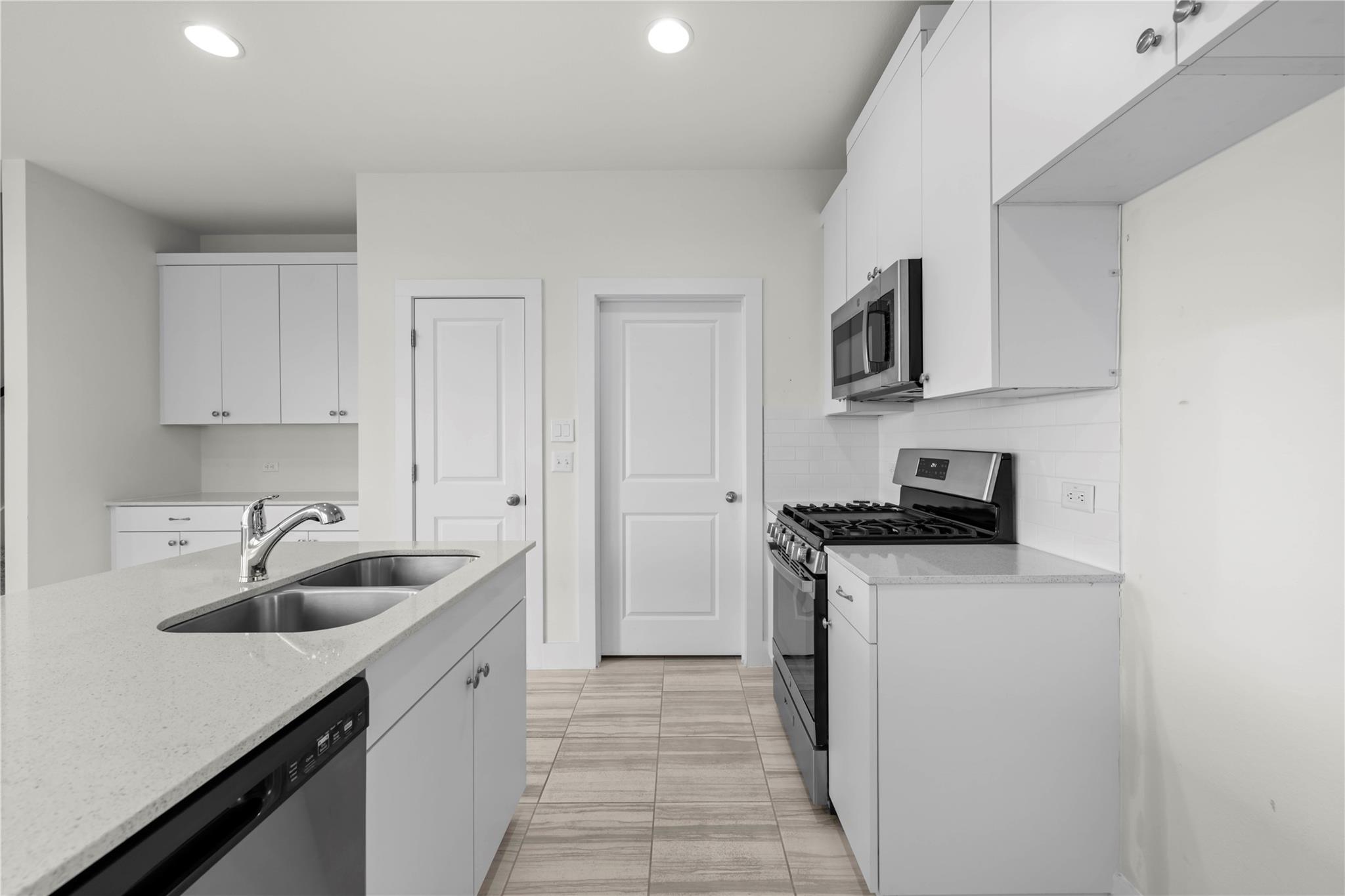 425 White Steppe Way # 56, Georgetown, TX 78626