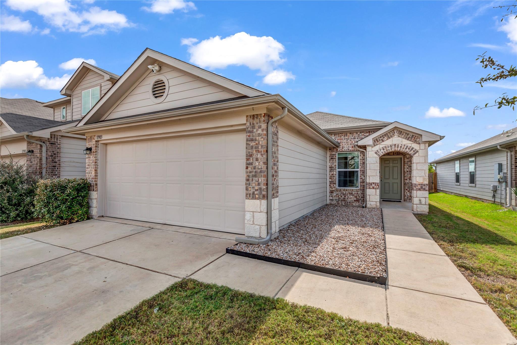 11903 Riprap Dr, Manor, TX 78653