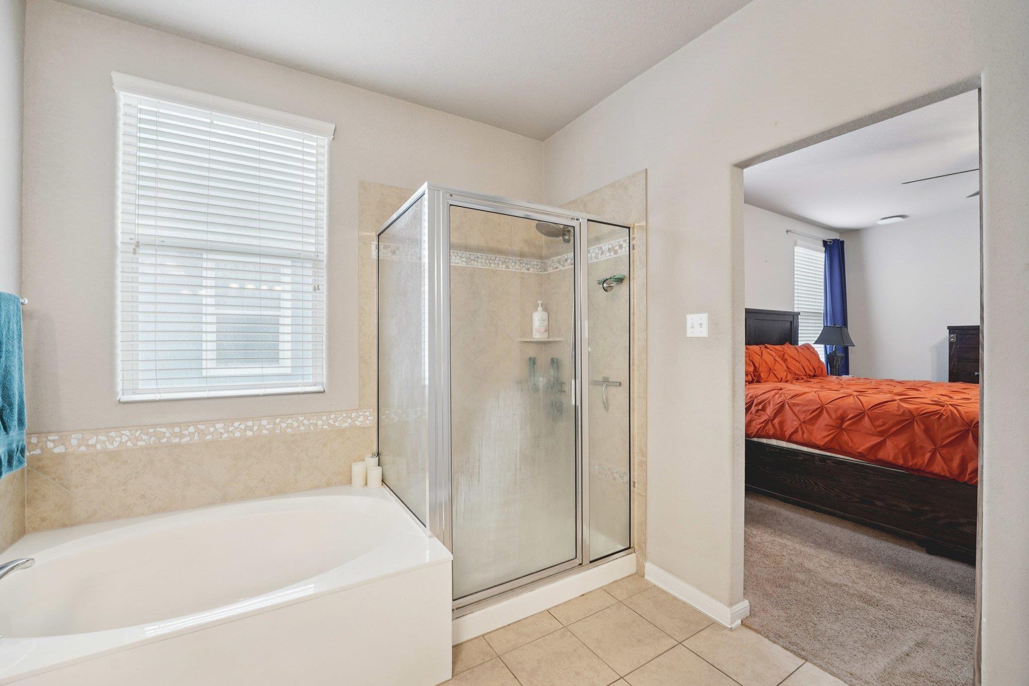 1048 Sanders, Kyle, TX 78640