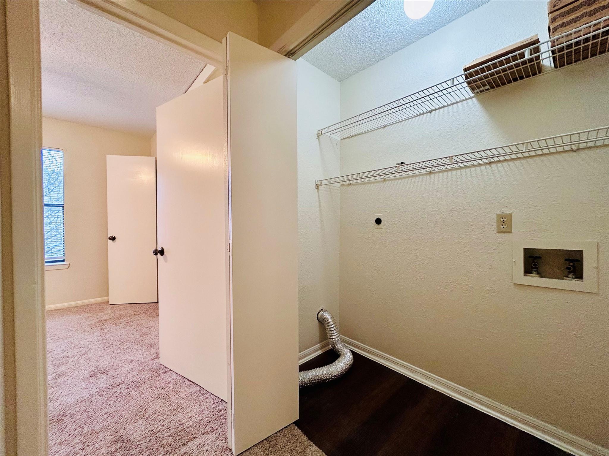 8902 Schick Rd # B, Austin, TX 78729