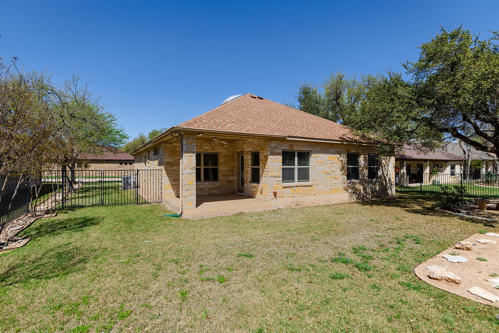 604 Caprock Canyon Trl, Georgetown, TX 78633