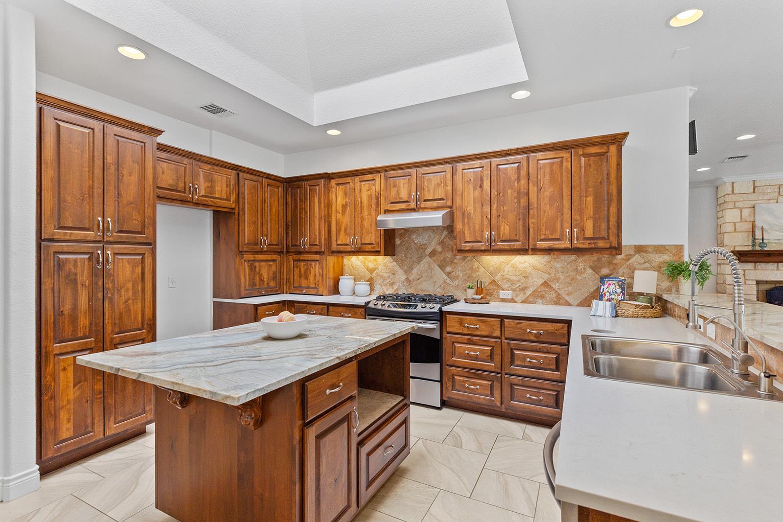 604 Caprock Canyon Trl, Georgetown, TX 78633