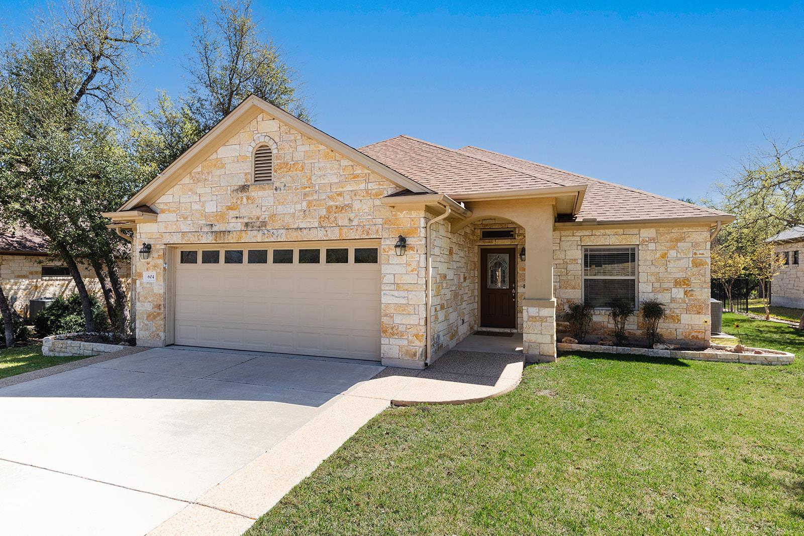 604 Caprock Canyon Trl, Georgetown, TX 78633
