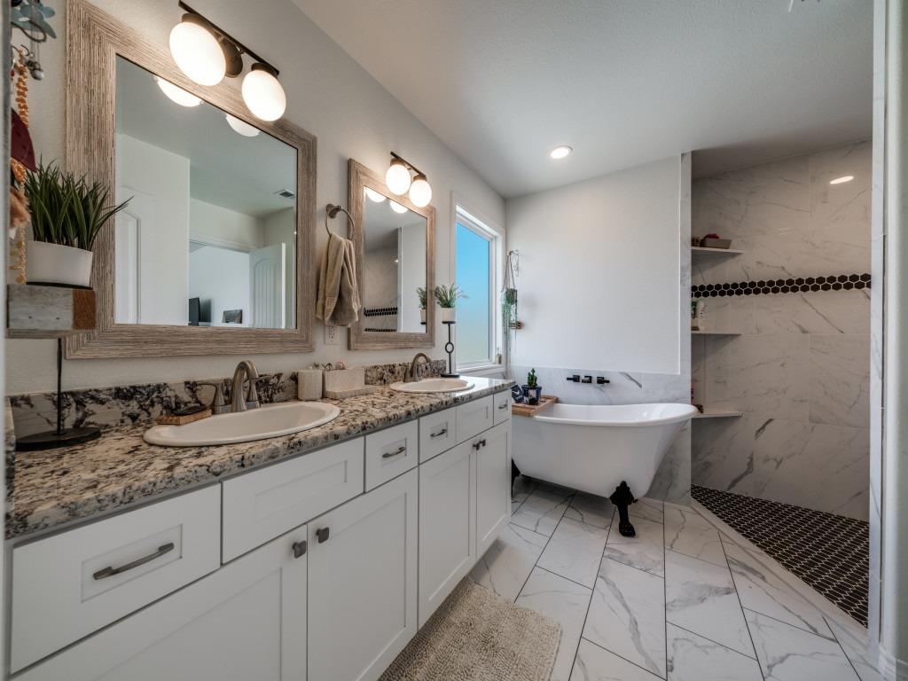 114 Ryleas Ct, San Marcos, TX 78666