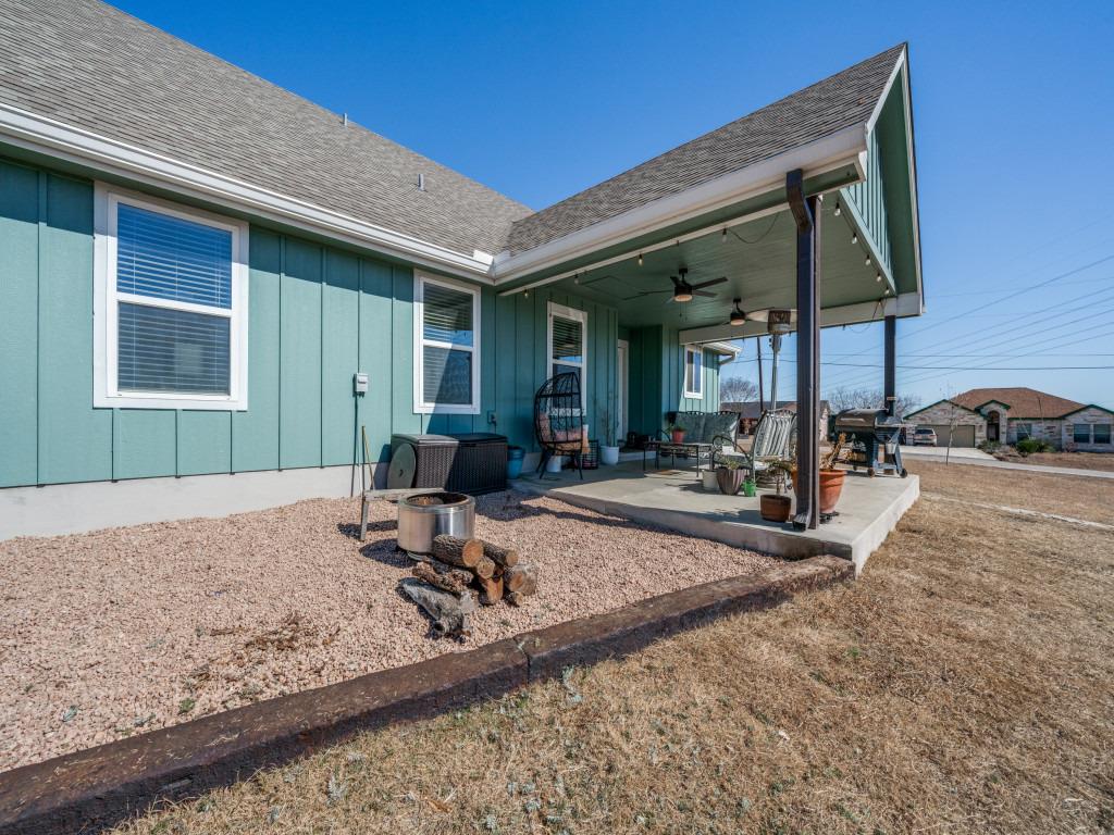 114 Ryleas Ct, San Marcos, TX 78666