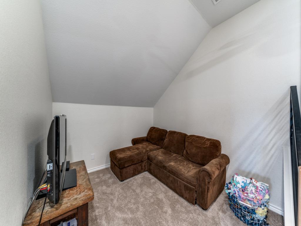 114 Ryleas Ct, San Marcos, TX 78666