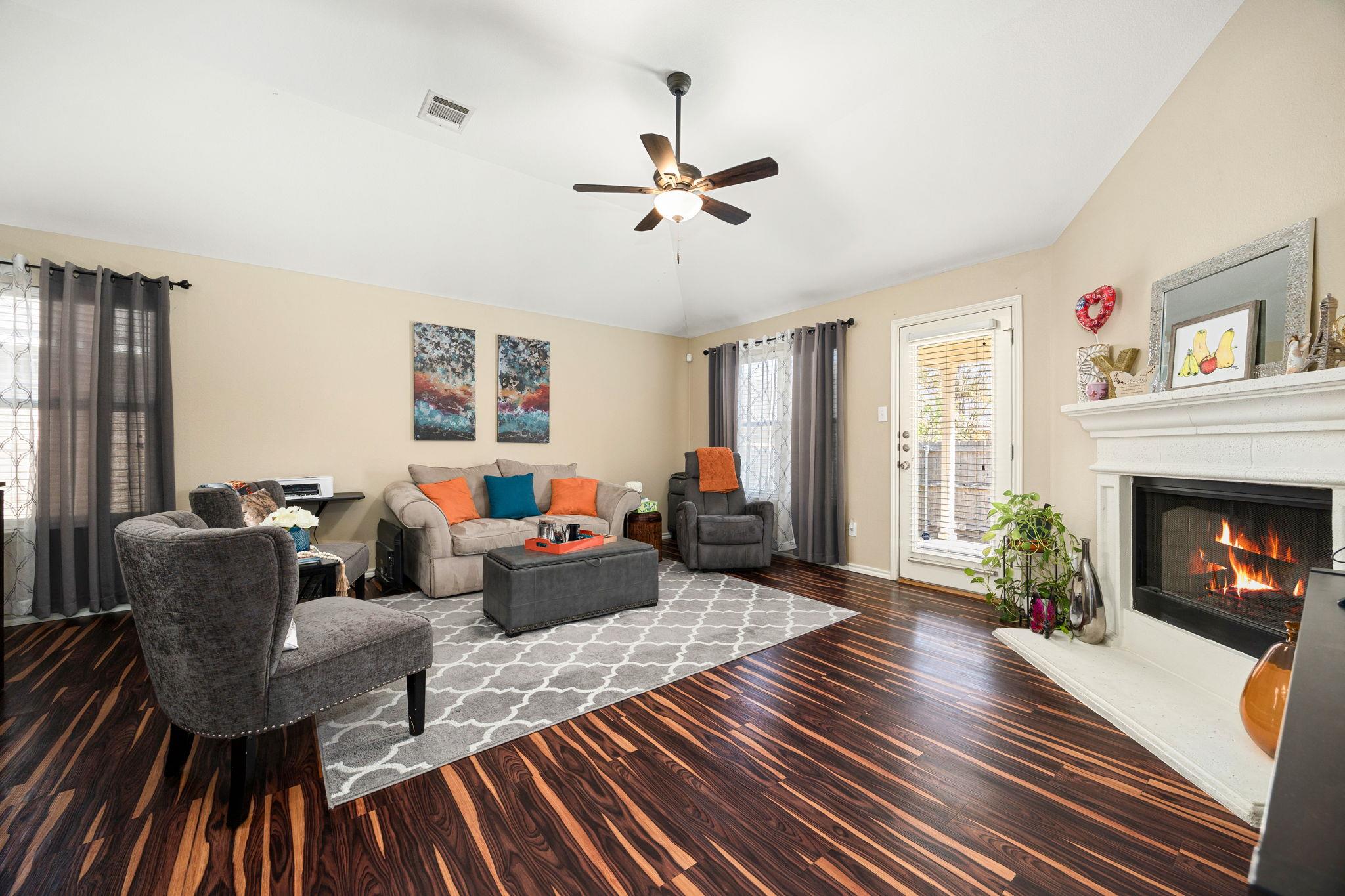 1009 Zeus Cir, Round Rock, TX 78665