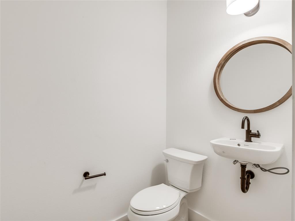 416 Stagecoach Trl, San Marcos, TX 78666