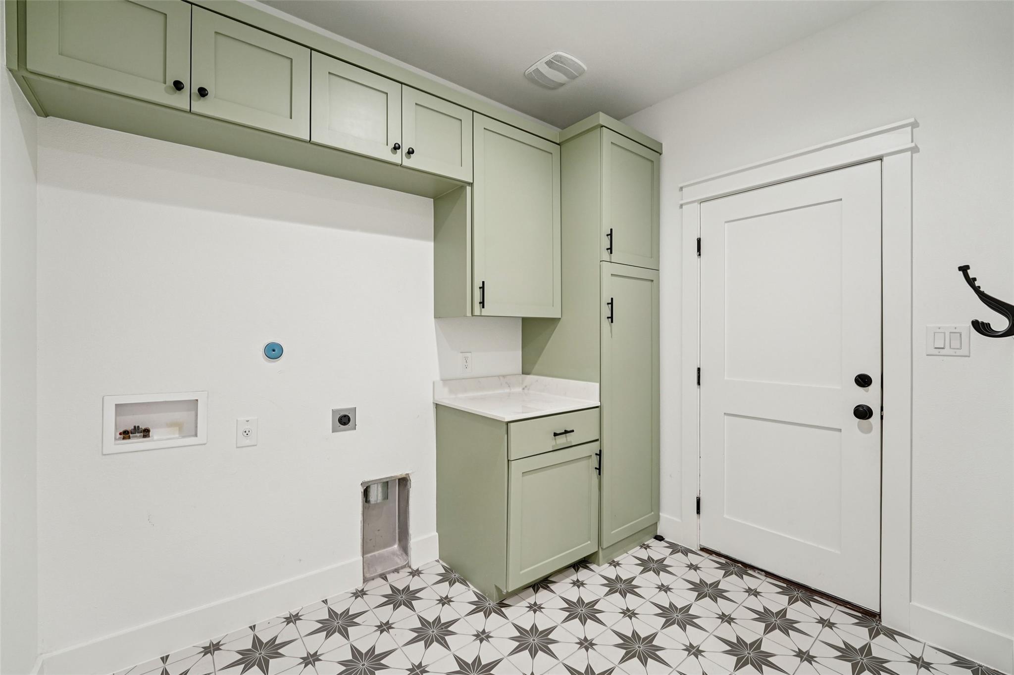 416 Stagecoach Trl, San Marcos, TX 78666