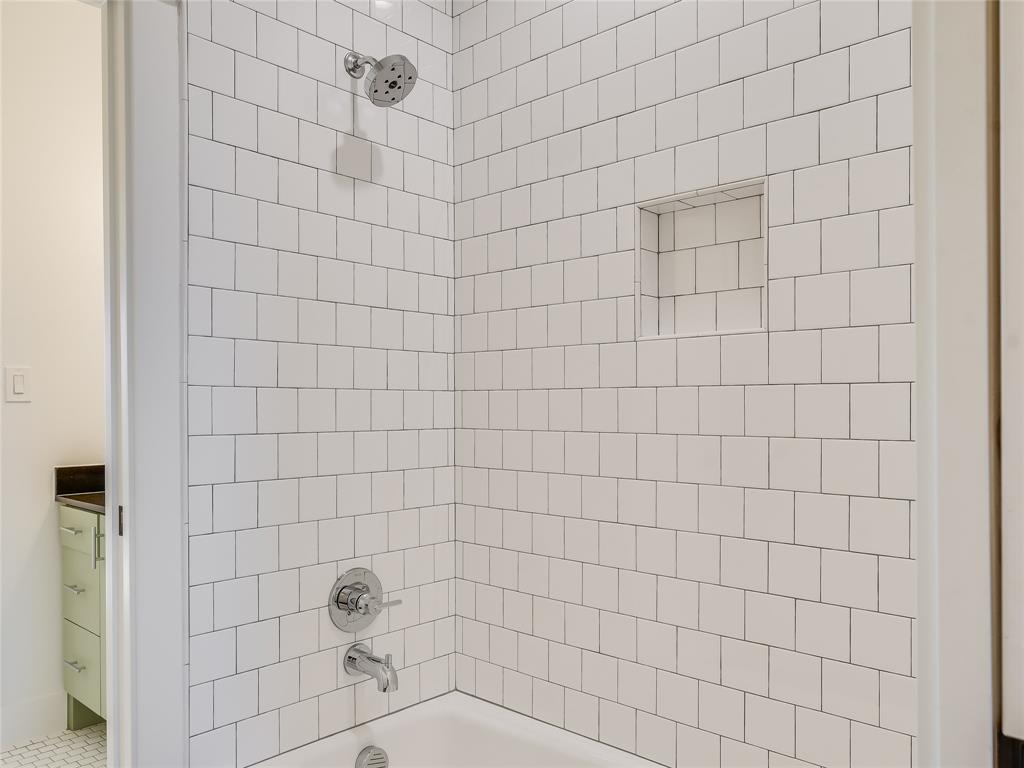 416 Stagecoach Trl, San Marcos, TX 78666