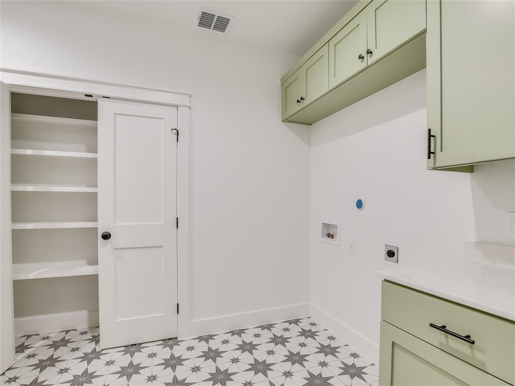 416 Stagecoach Trl, San Marcos, TX 78666