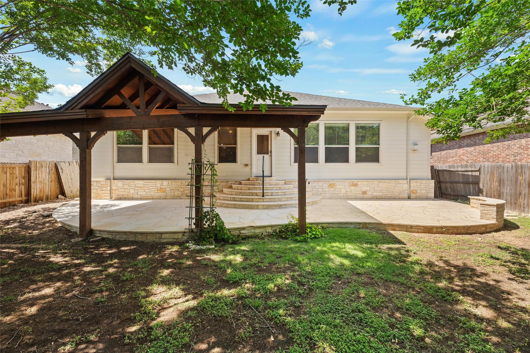 260 Kiras Ct, Austin, TX 78737