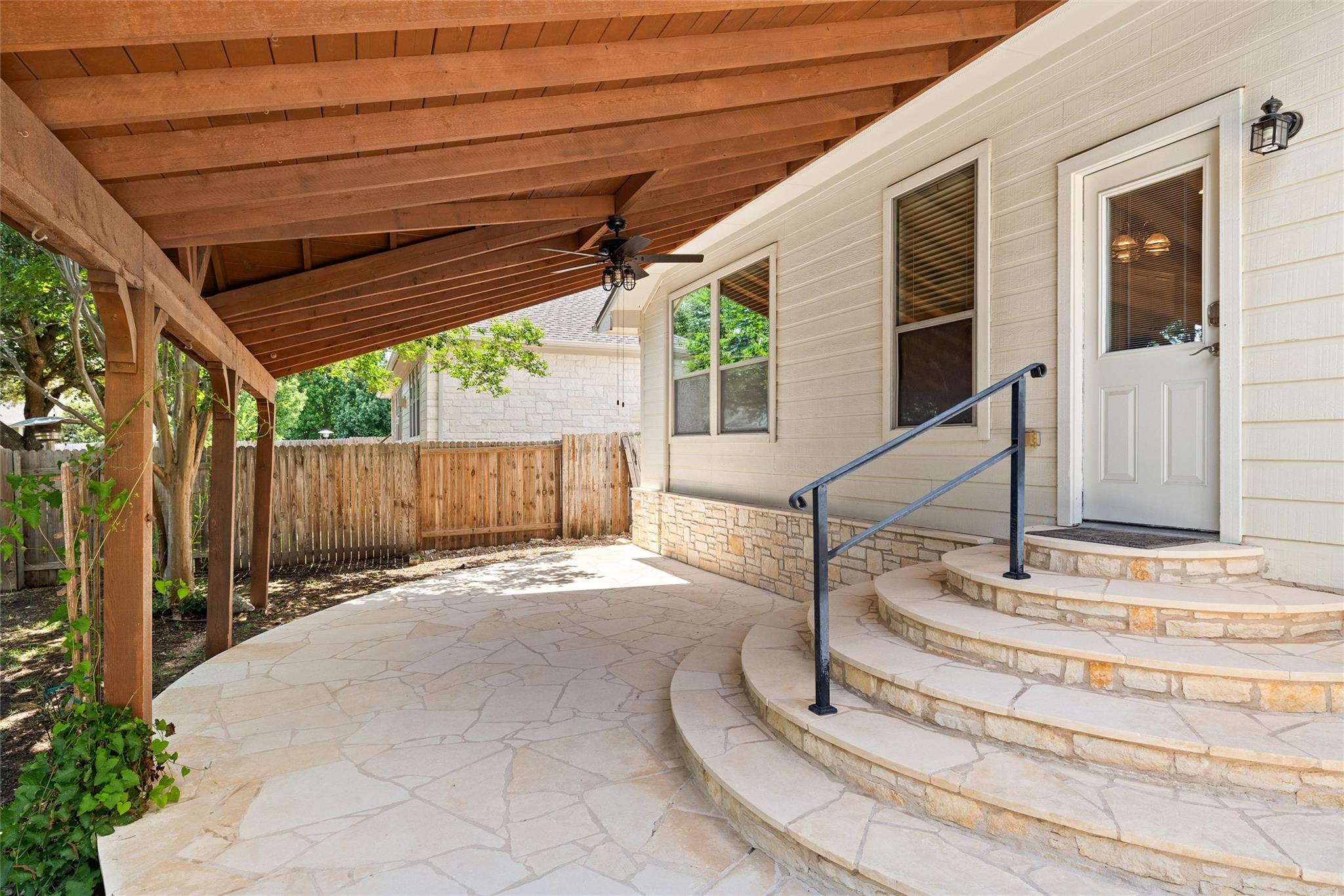 260 Kiras Ct, Austin, TX 78737