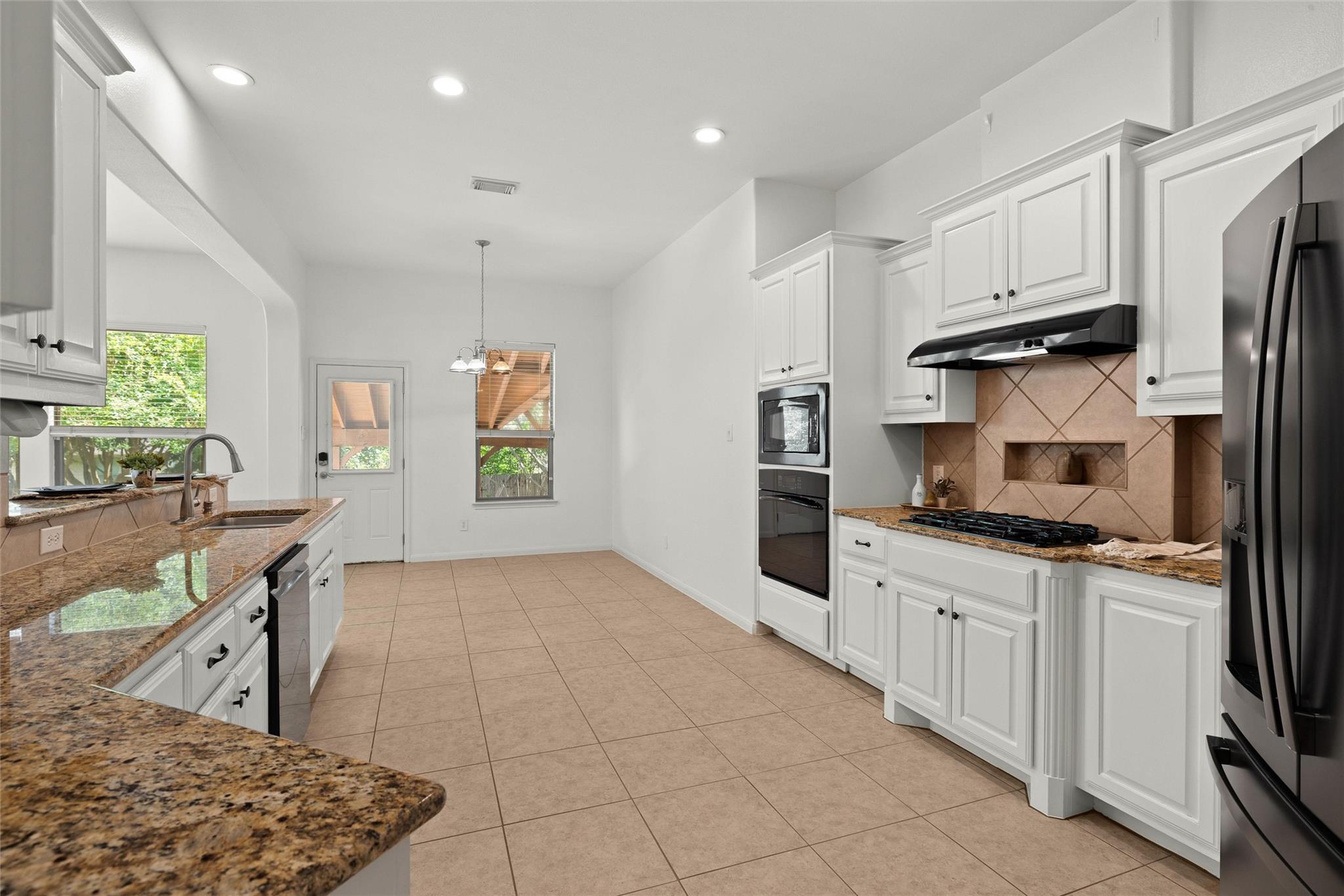 260 Kiras Ct, Austin, TX 78737