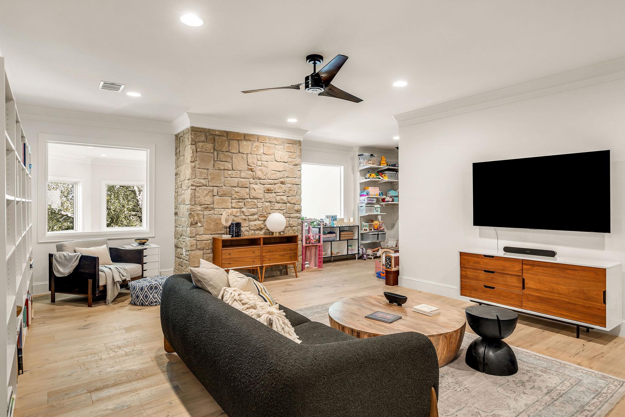 3704 Agape Ln, Austin, TX 78735