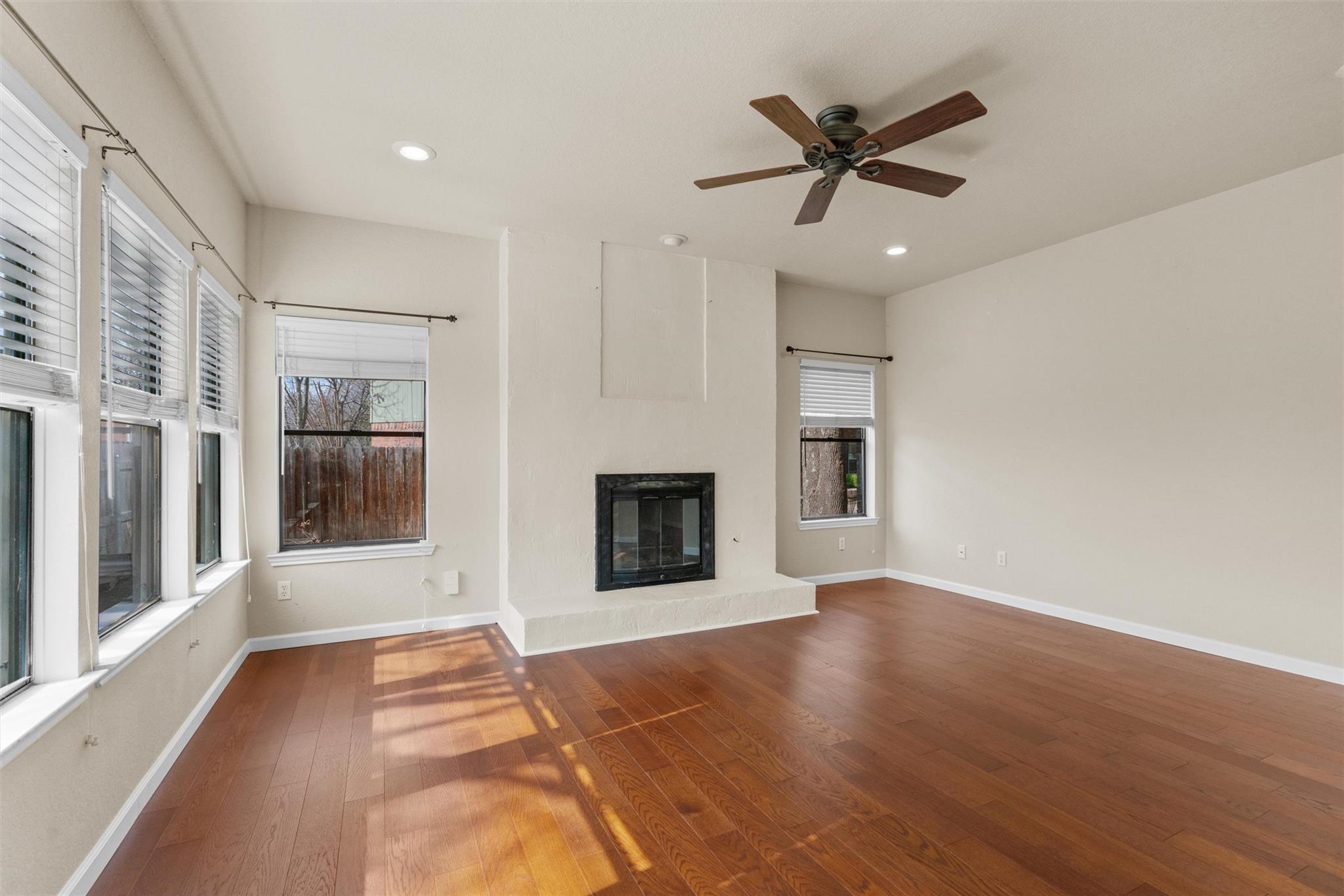 7902 Cahill Dr, Austin, TX 78729