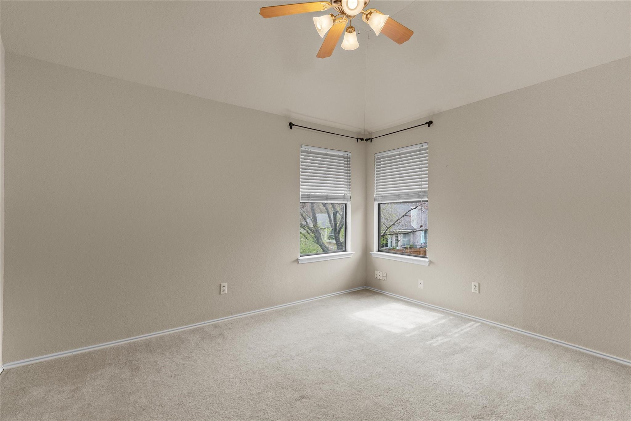 7902 Cahill Dr, Austin, TX 78729