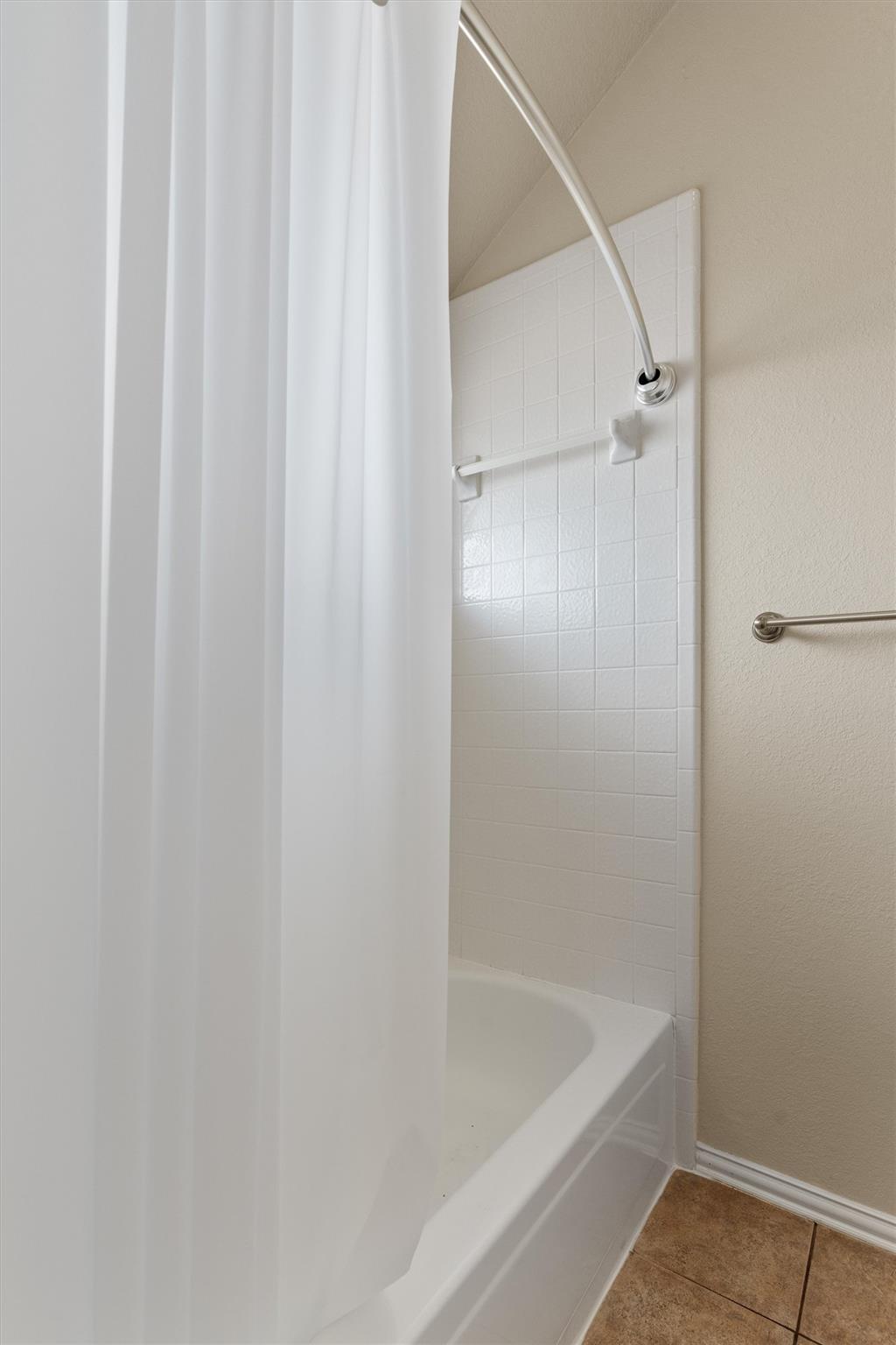 7902 Cahill Dr, Austin, TX 78729