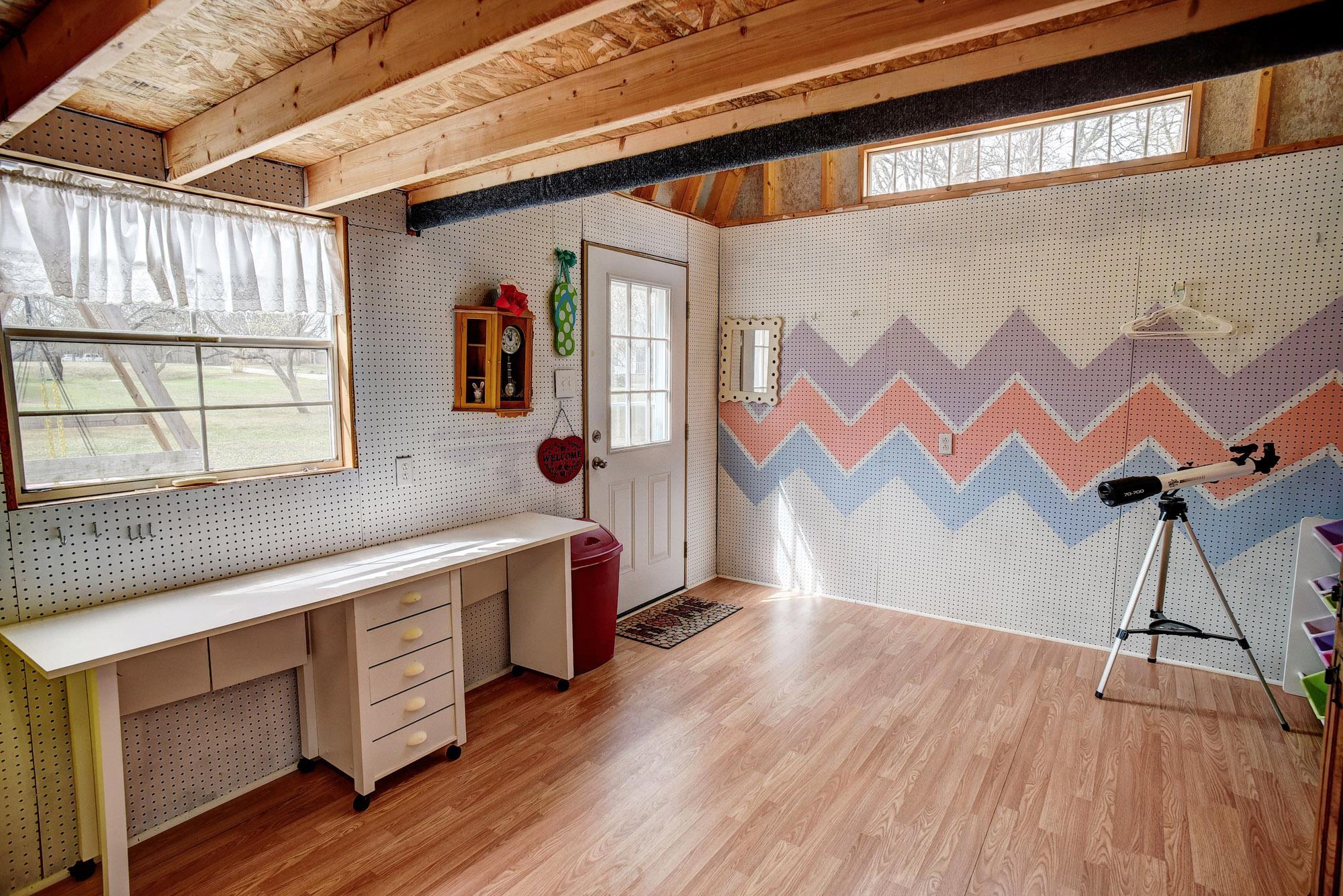 169 Palo Duro Dr, Cedar Creek, TX 78612