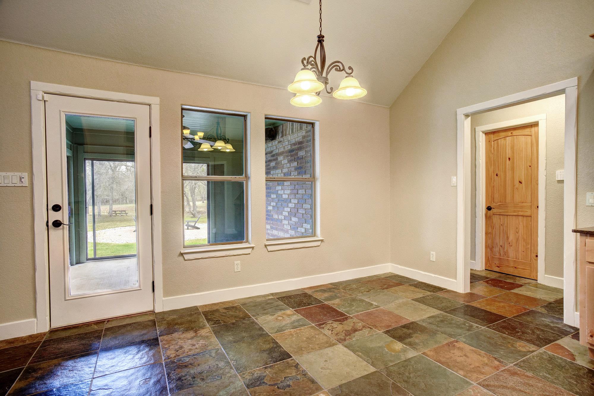 169 Palo Duro Dr, Cedar Creek, TX 78612