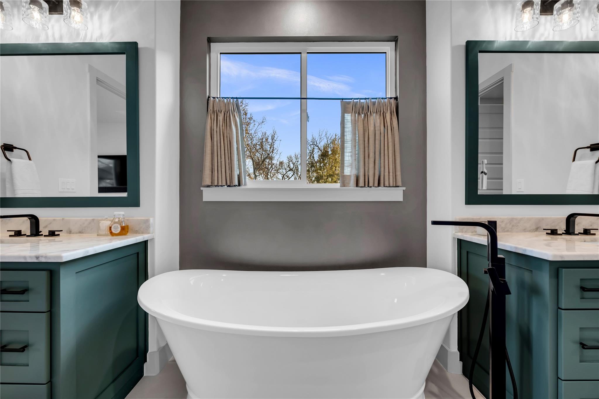 140 Riverbend, Kingsland, TX 78639