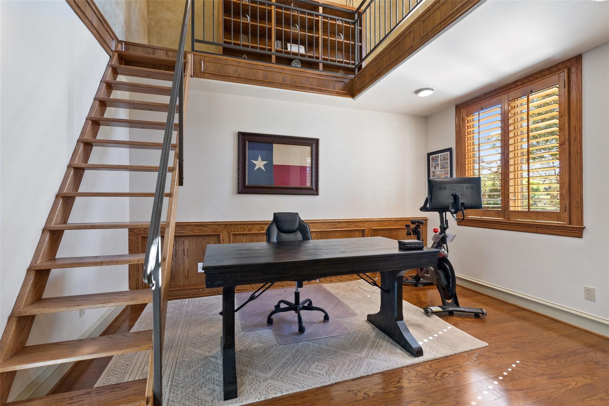 5 Water Front Ave, Lakeway, TX 78734