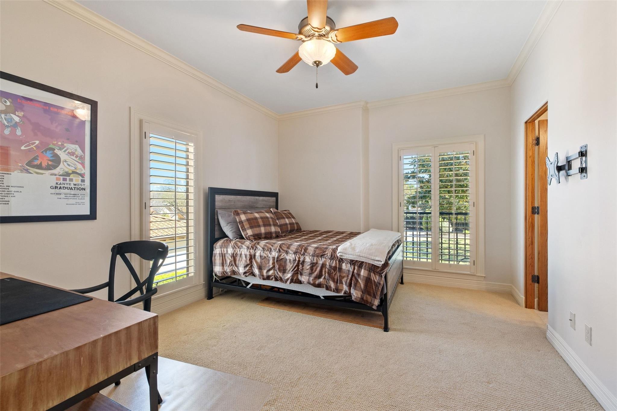 5 Water Front Ave, Lakeway, TX 78734