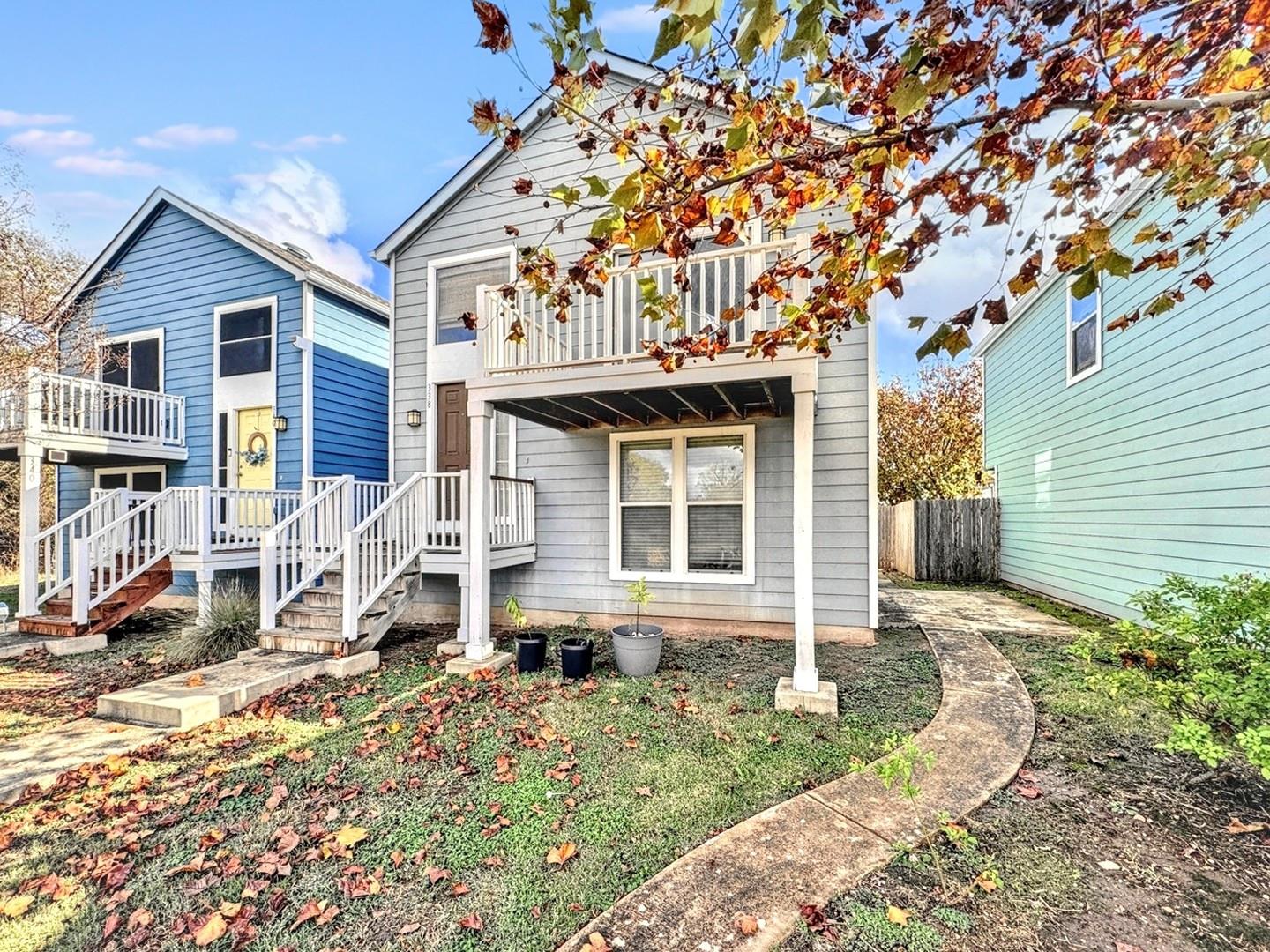 338 trestle tree # C, San Marcos, TX 78666