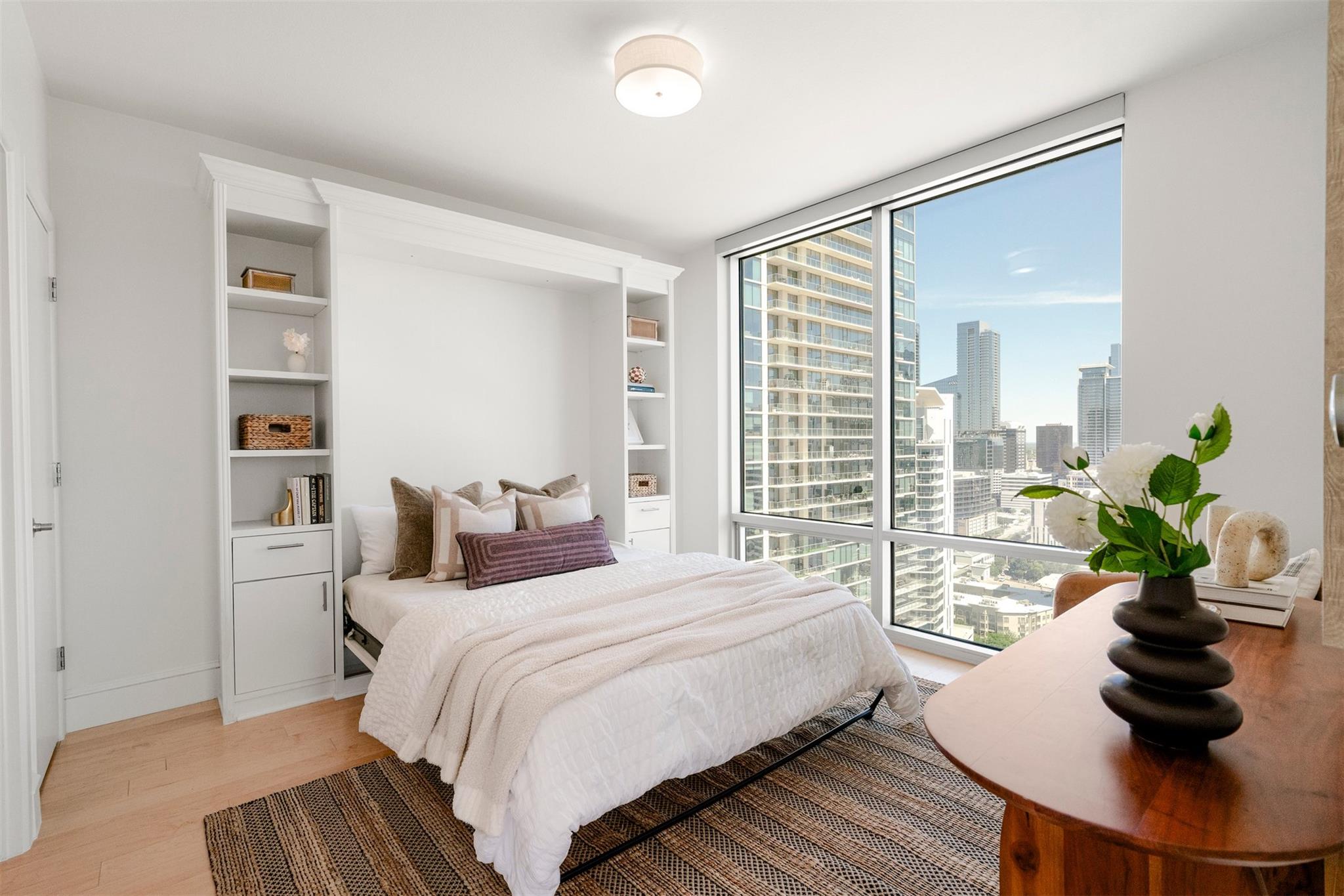 300 Bowie St # 2902, Austin, TX 78703