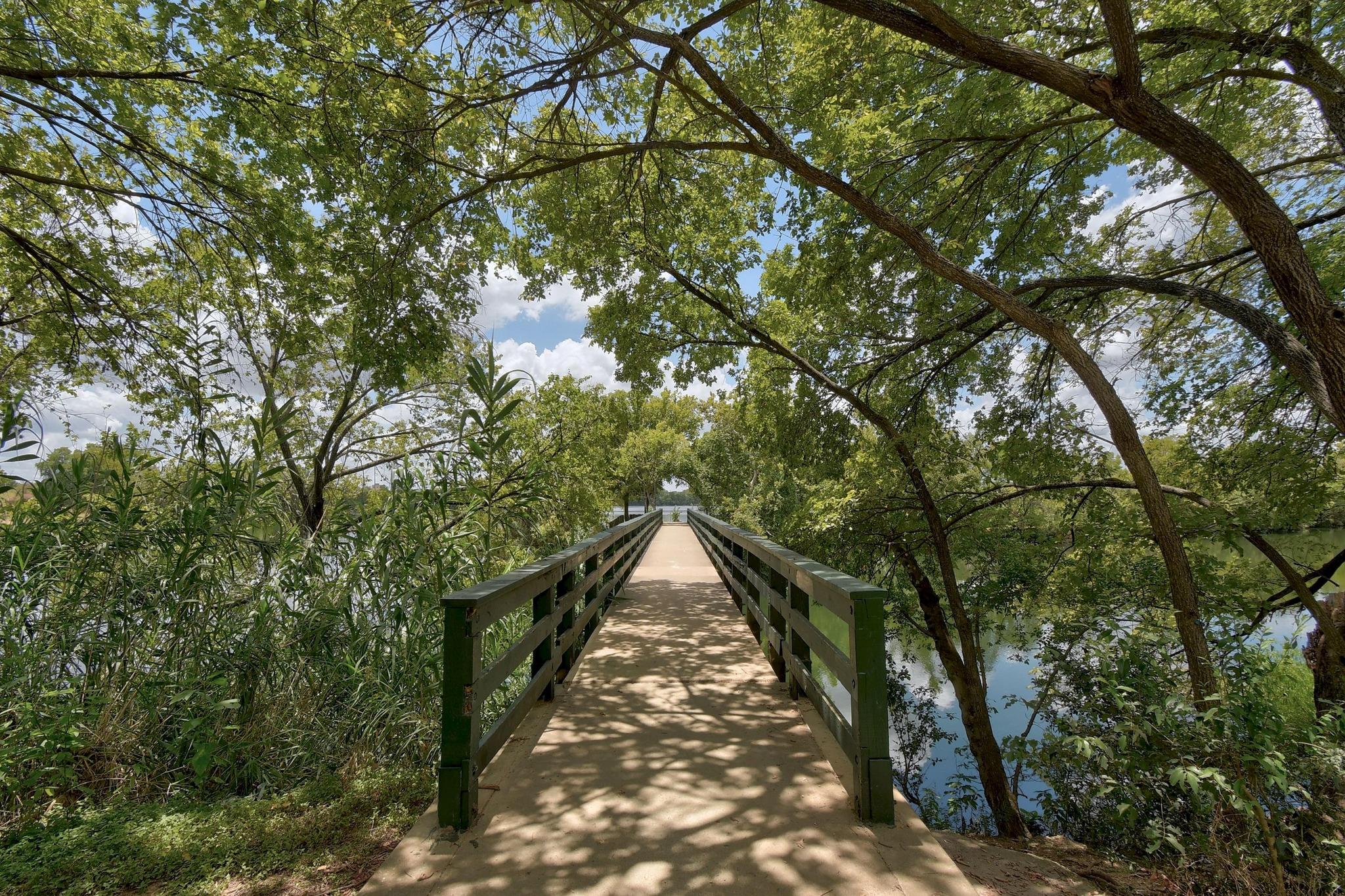 300 Bowie St # 2902, Austin, TX 78703