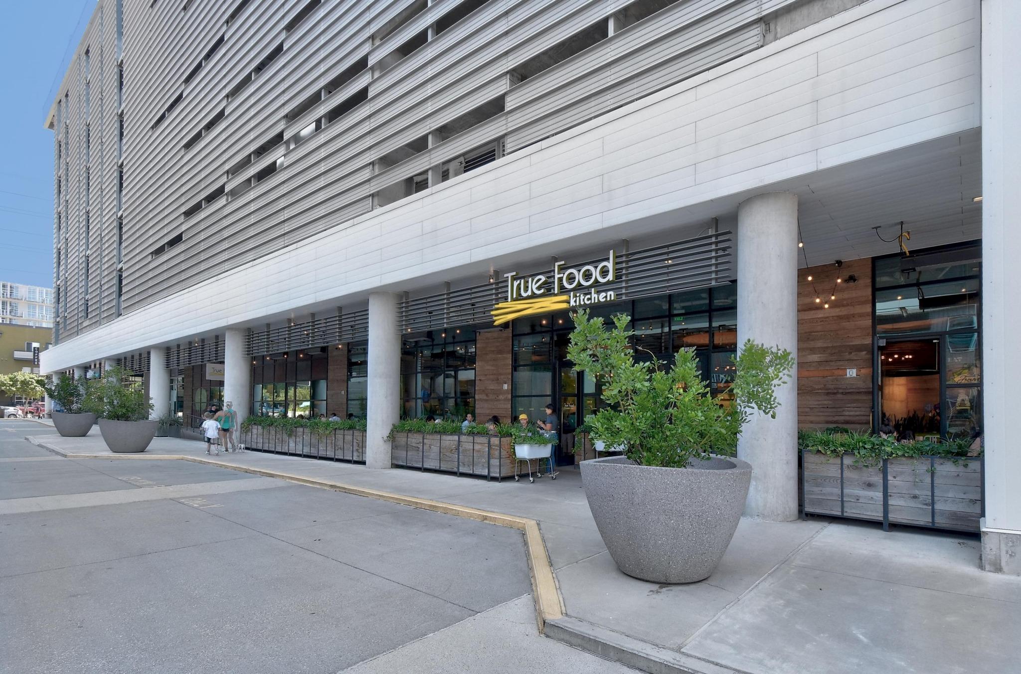 300 Bowie St # 2902, Austin, TX 78703