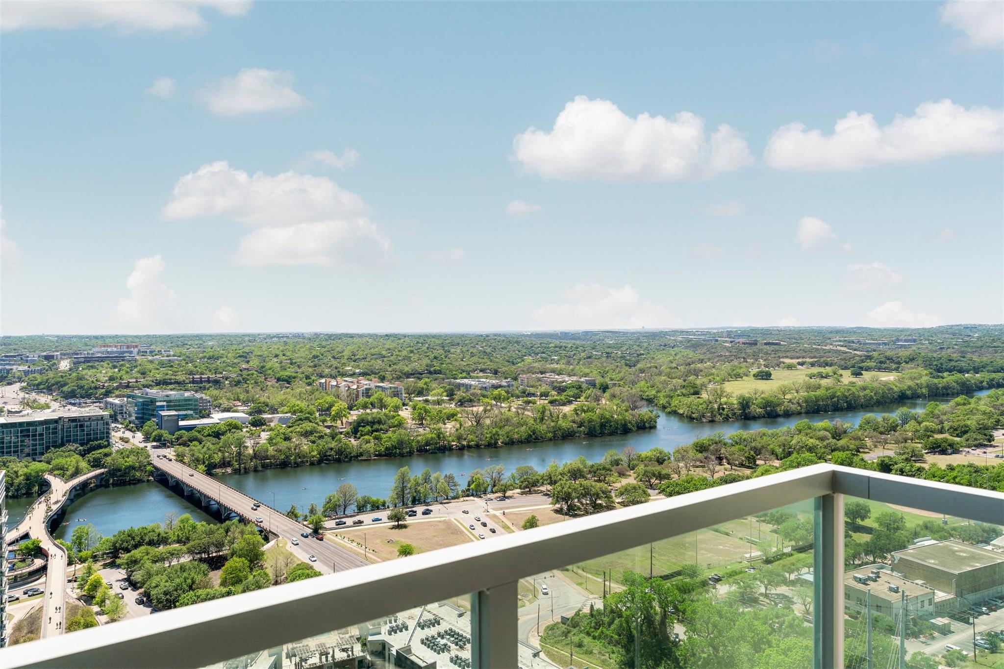 300 Bowie St # 2902, Austin, TX 78703