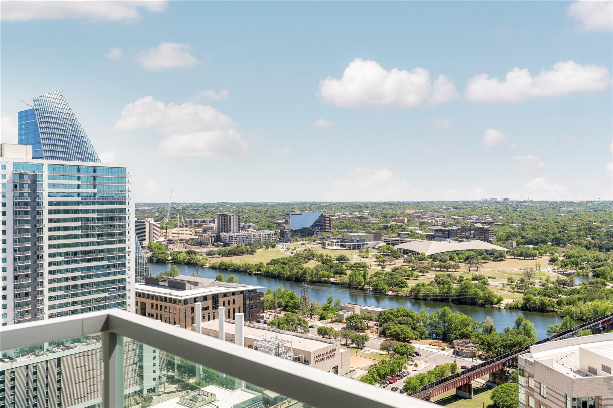 300 Bowie St # 2902, Austin, TX 78703