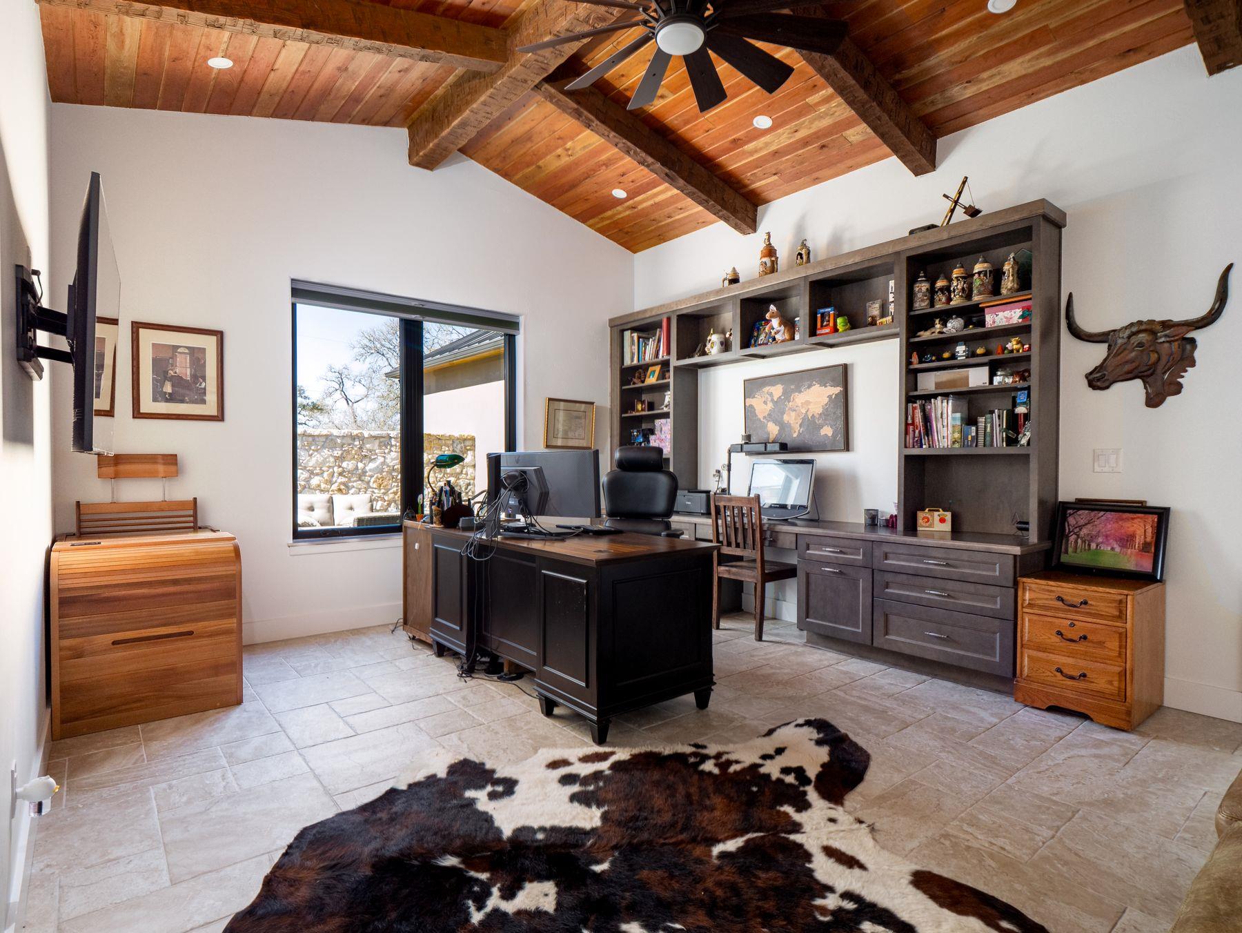 435 Gardenia Dr, Wimberley, TX 78676