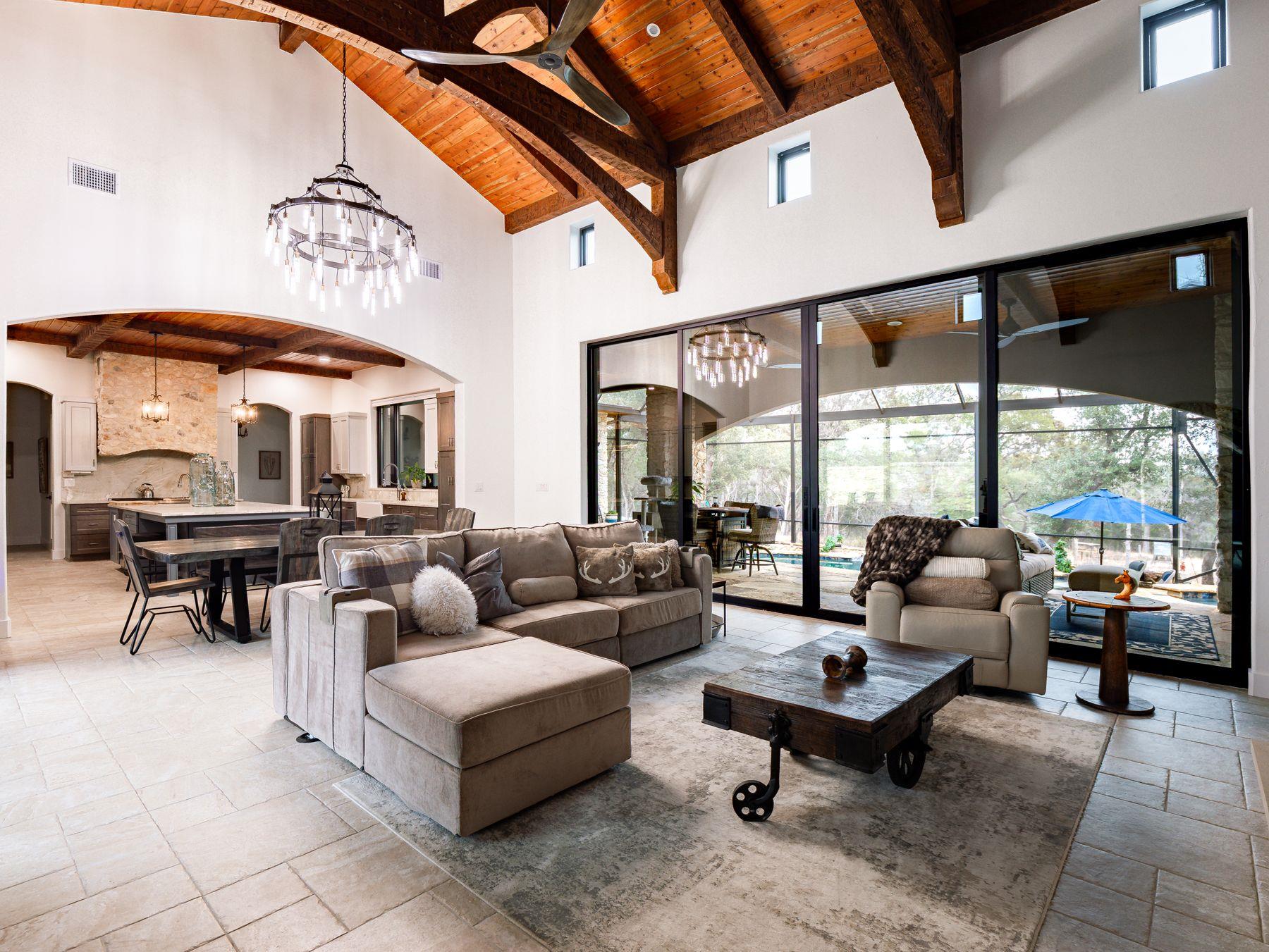 435 Gardenia Dr, Wimberley, TX 78676