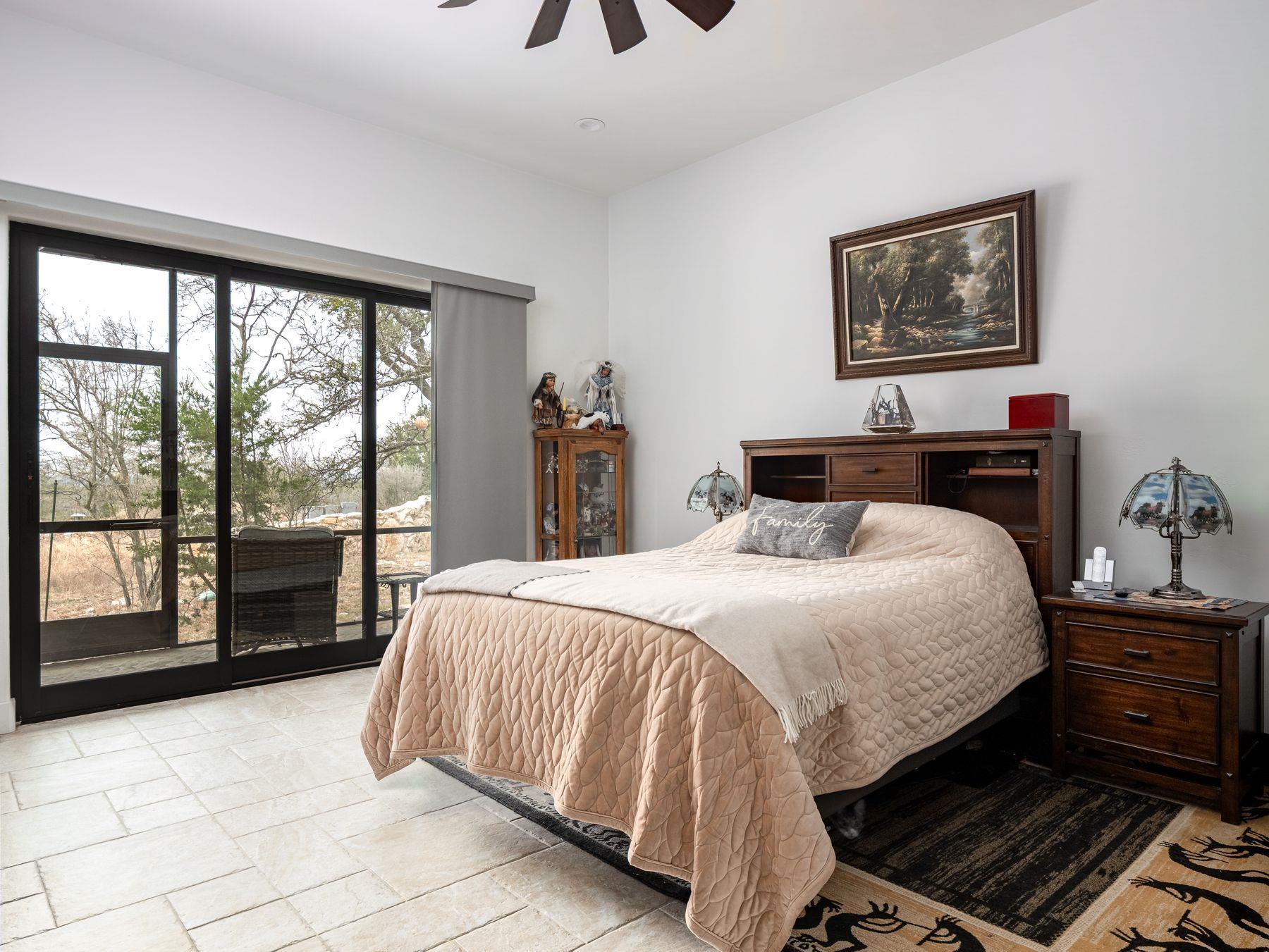 435 Gardenia Dr, Wimberley, TX 78676