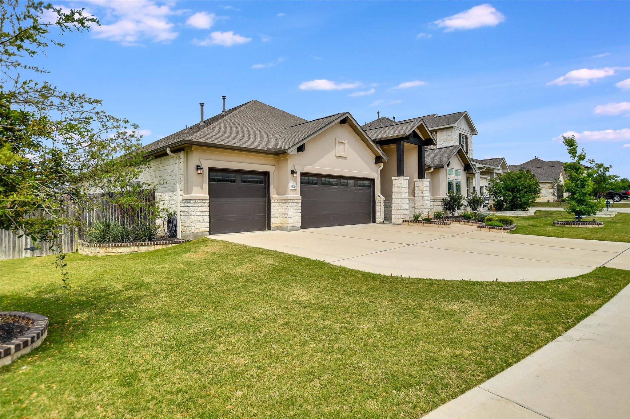 4300 Allenbrook Dr, Pflugerville, TX 78660
