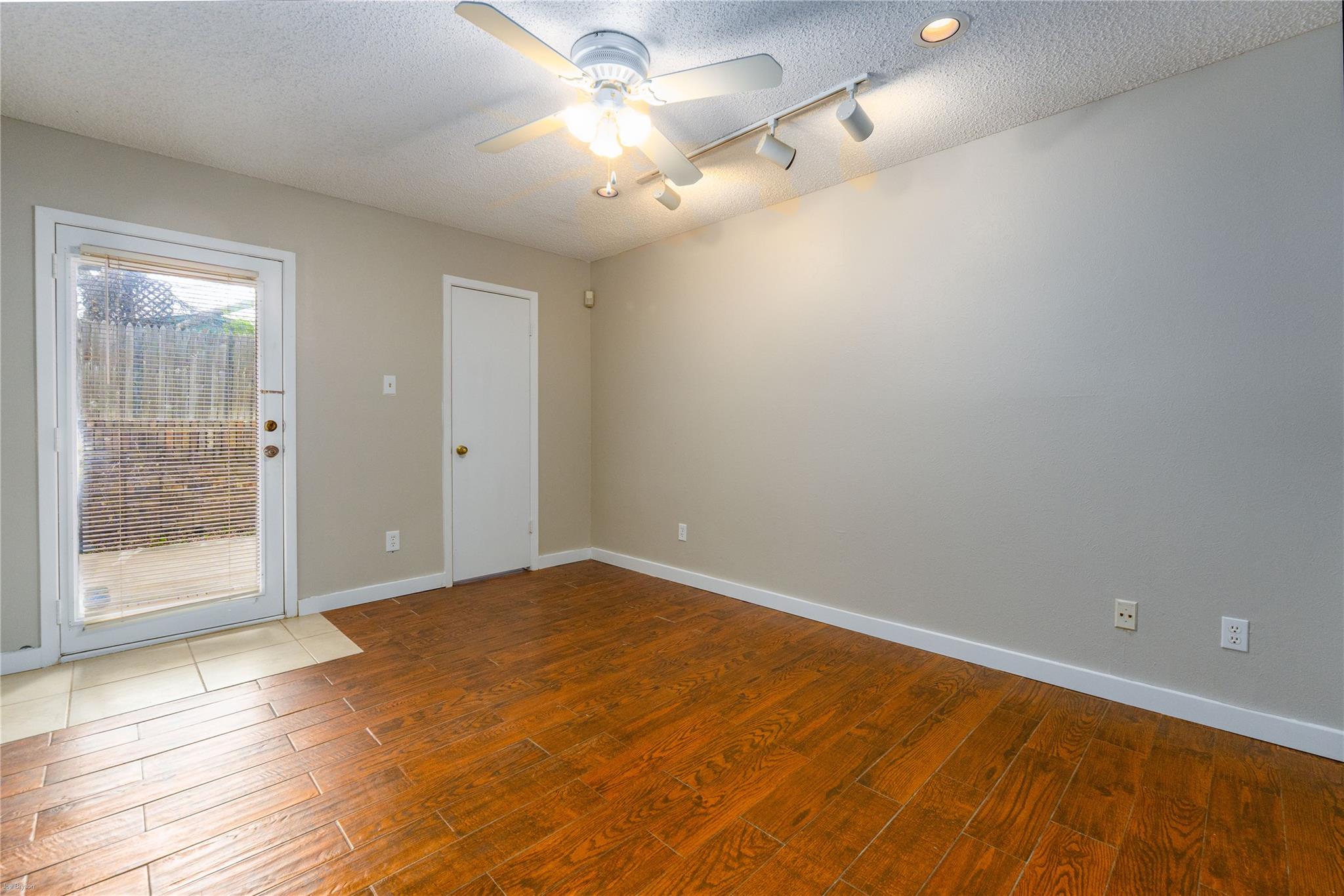 1748 Ohlen Rd # 3, Austin, TX 78757