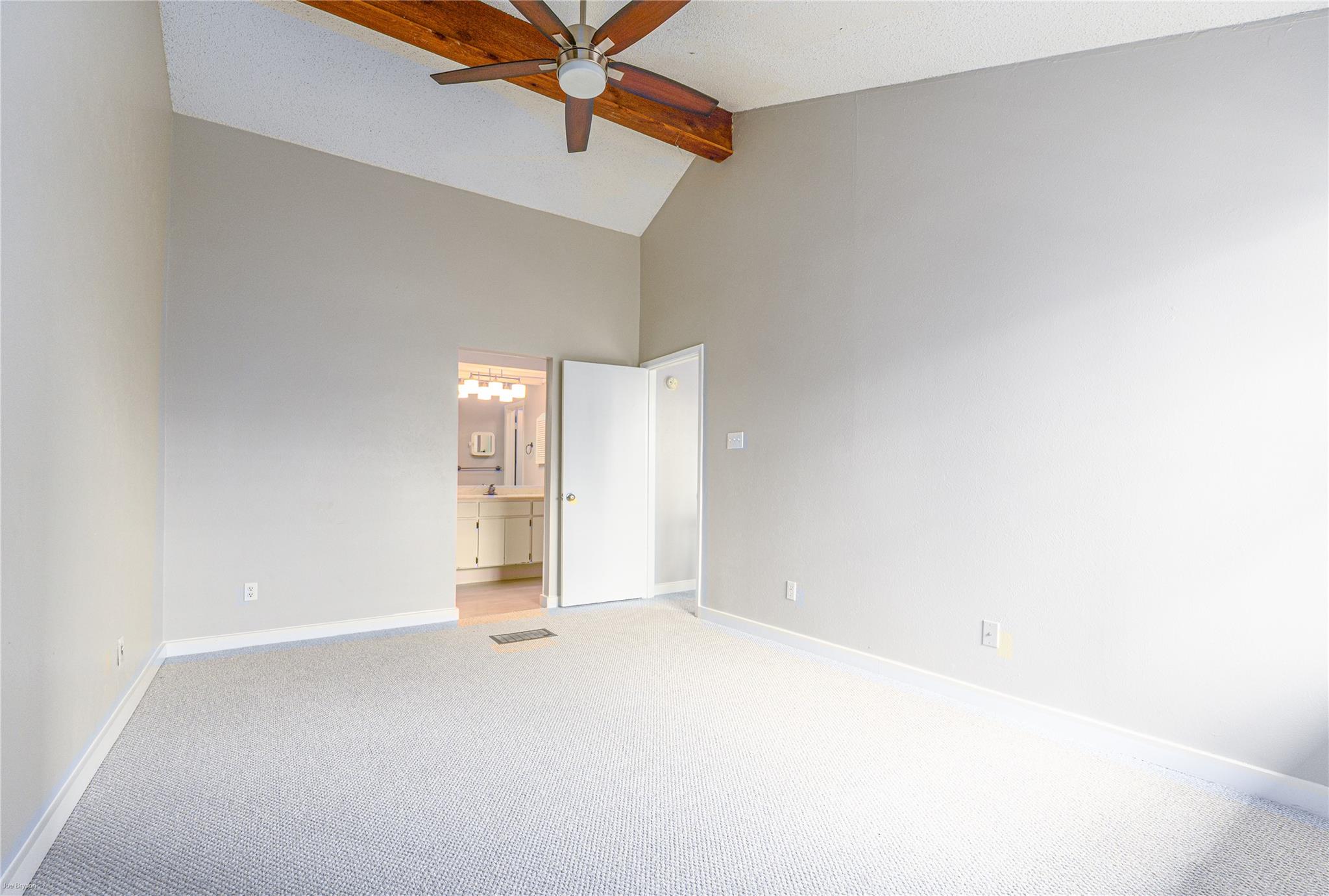 1748 Ohlen Rd # 3, Austin, TX 78757