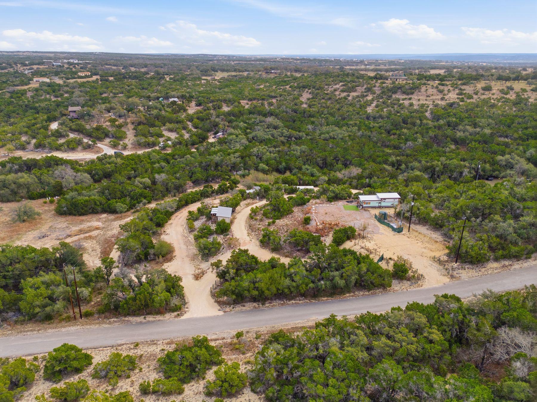 530 Pioneer Trl, Dripping Springs, TX 78620
