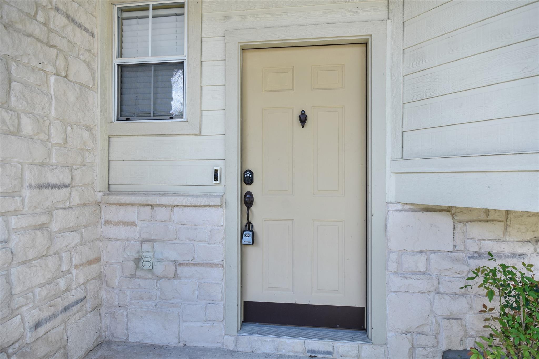 8518 Cahill Dr # 32, Austin, TX 78729