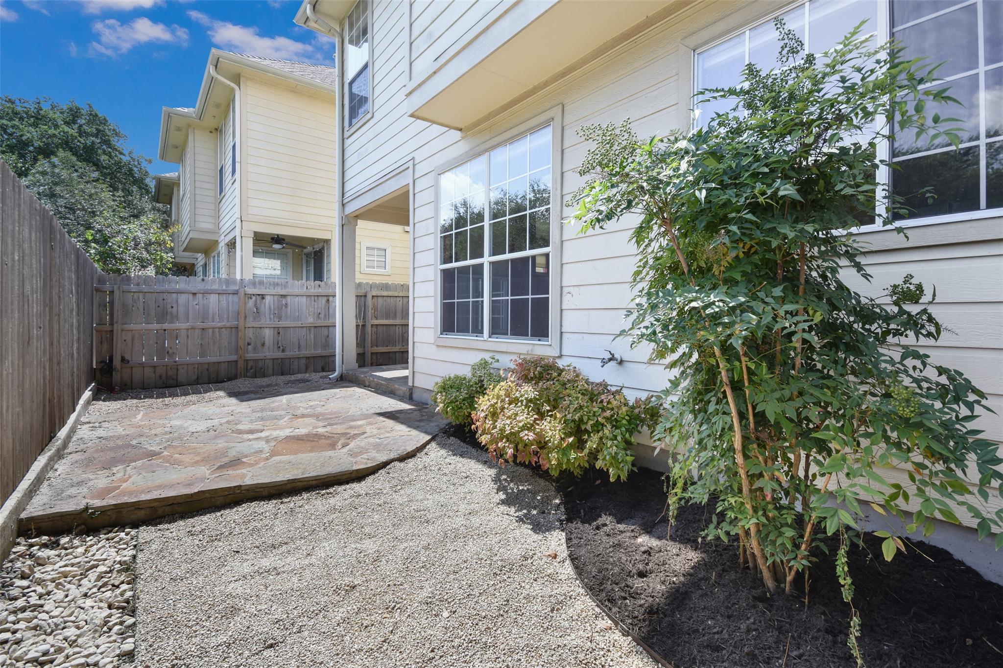 8518 Cahill Dr # 32, Austin, TX 78729