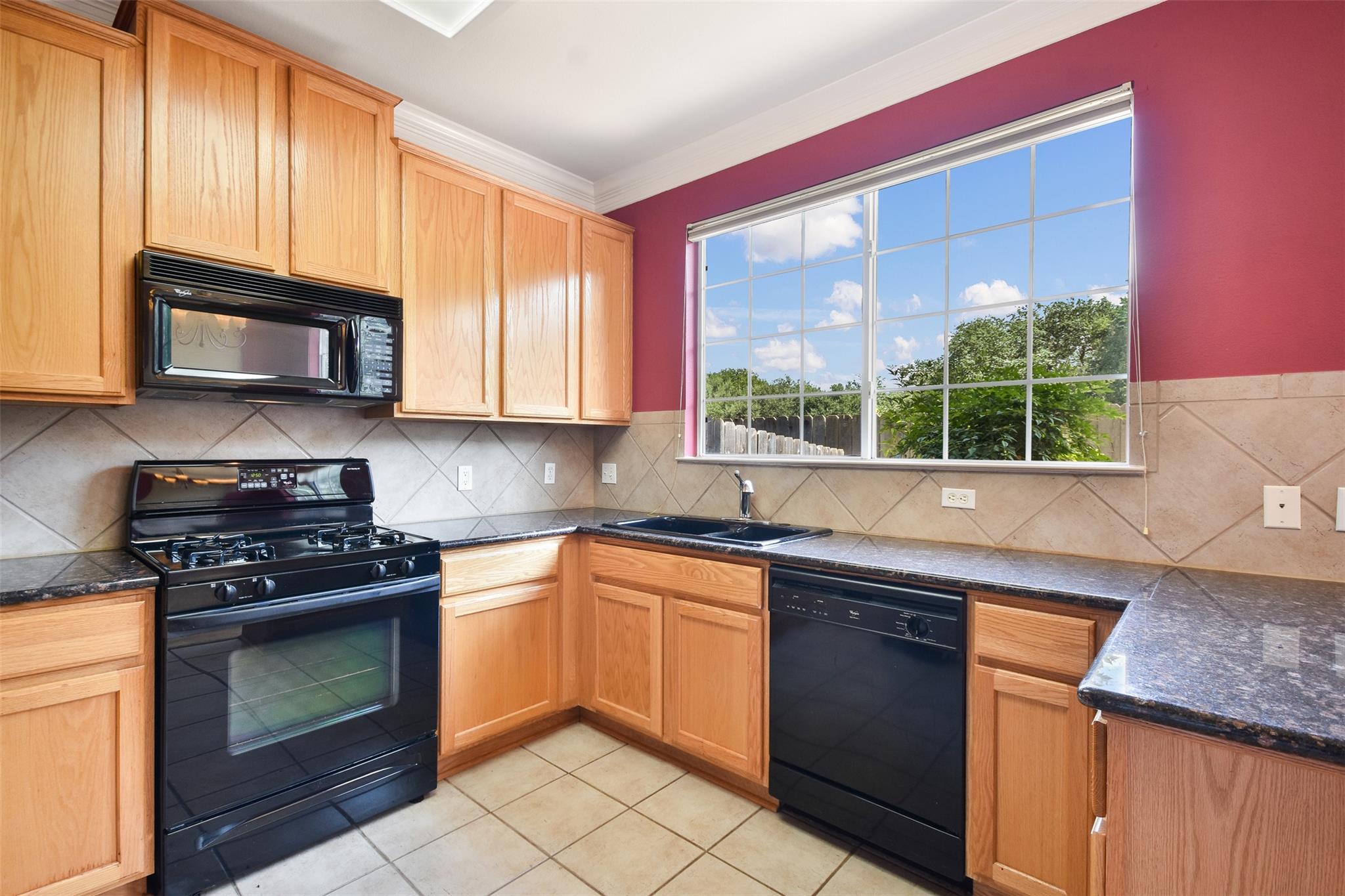 8518 Cahill Dr # 32, Austin, TX 78729