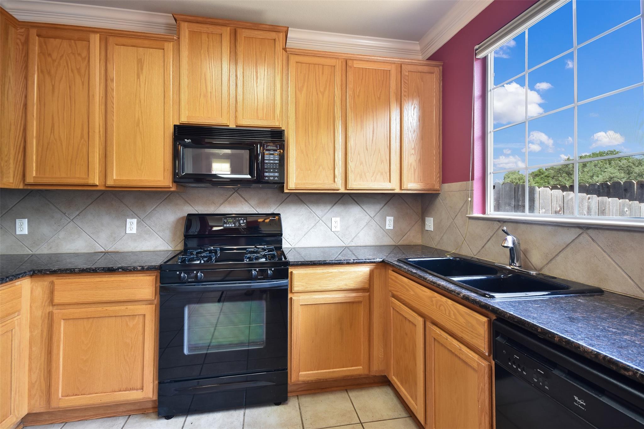 8518 Cahill Dr # 32, Austin, TX 78729